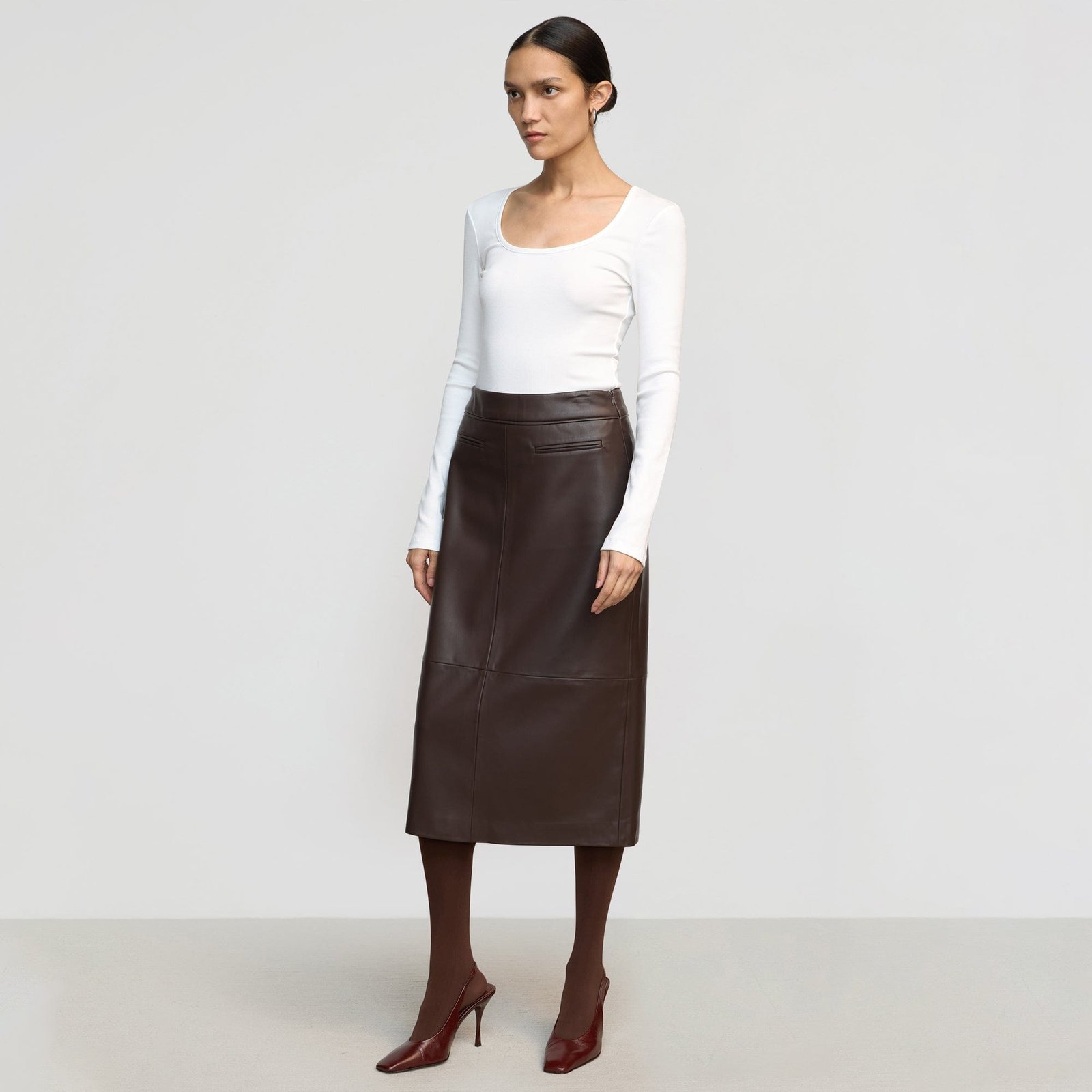 briony-back-split-hem-vegan-leather-skirt-cacao-0_2572b672-8872-4a48-8193-91c987b648c5