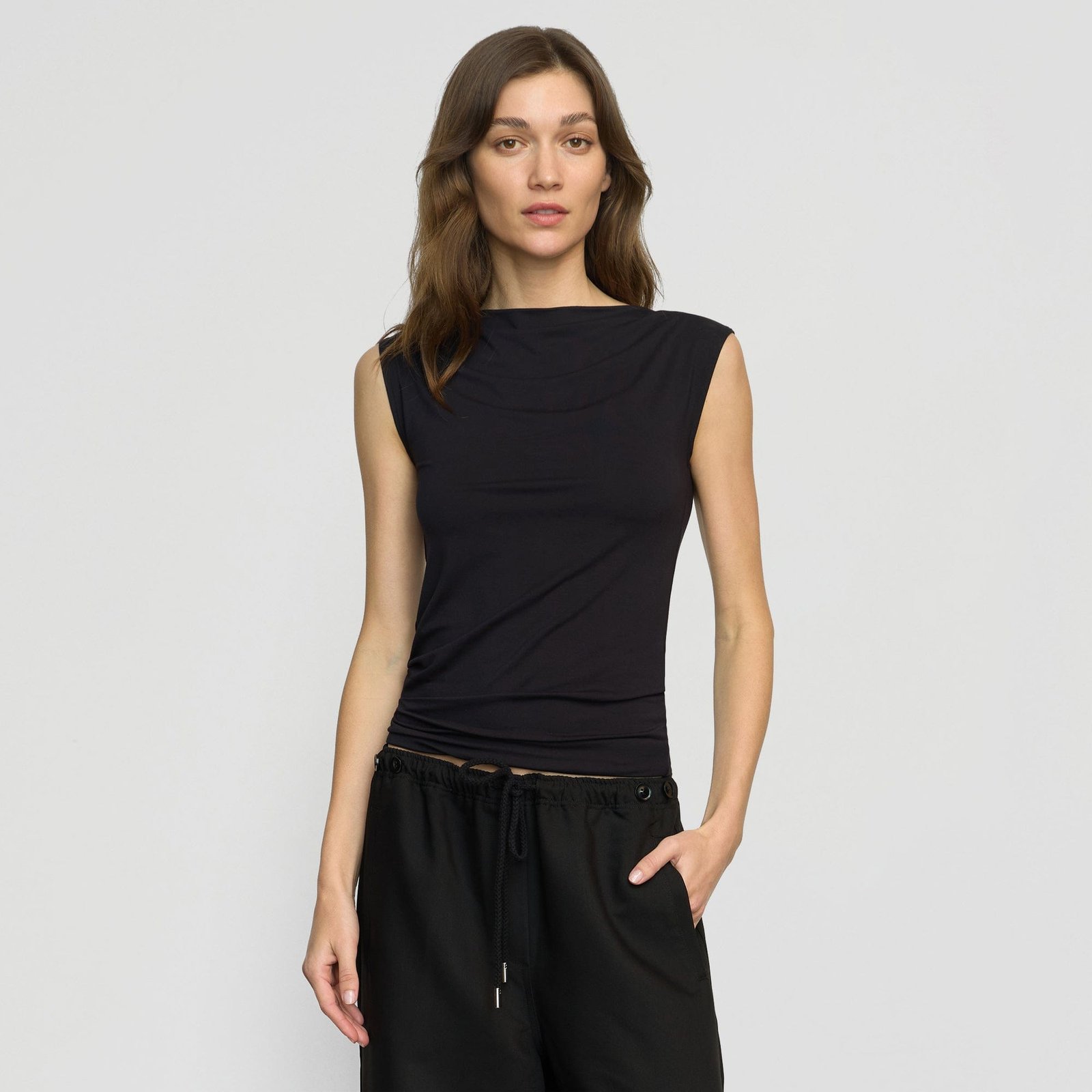 esme-sleeveless-slit-neck-tank-black-0_0a726752-a365-44e4-b4ee-37072712f750