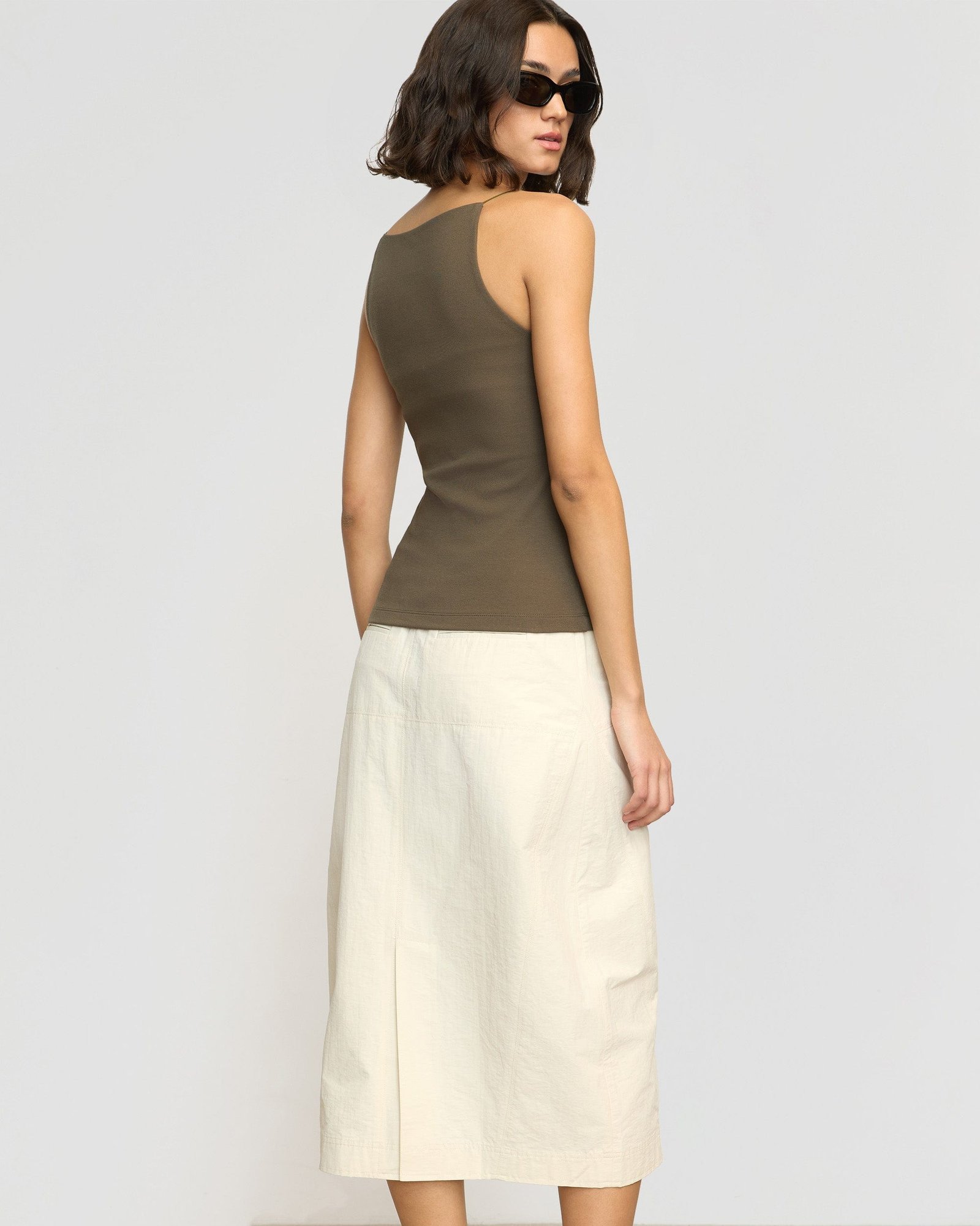 Jarmaine Back-Slit Barrel Skirt