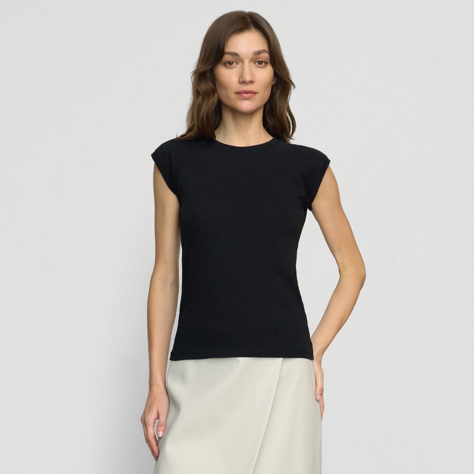 kiely-raglan-hemp-organic-cotton-tee-black-0_5886e64d-a1a8-4386-88d6-6ed71151dd31