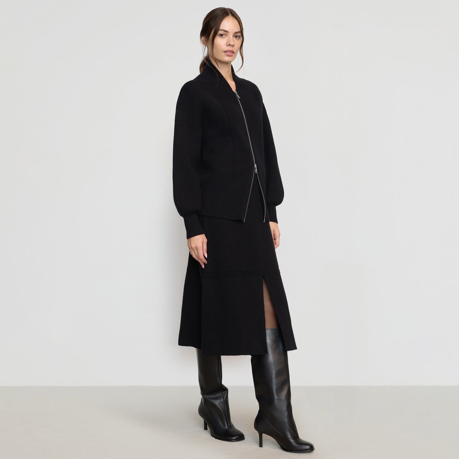 lora-organic-cotton-wool-skirt-black-0_7d38712f-af23-4a9f-900b-83c21069bb0b