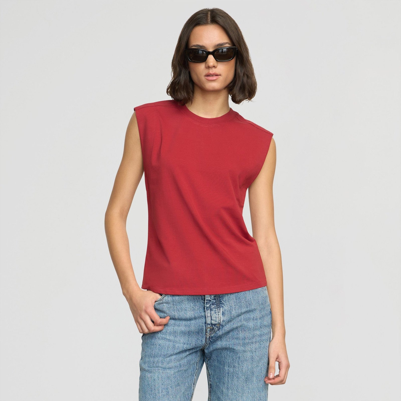 nana-organic-cotton-structured-shoulder-tee-crimson-0